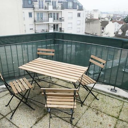 Drancy : 4 Pieces En Centre Ville + Parking Exterior photo