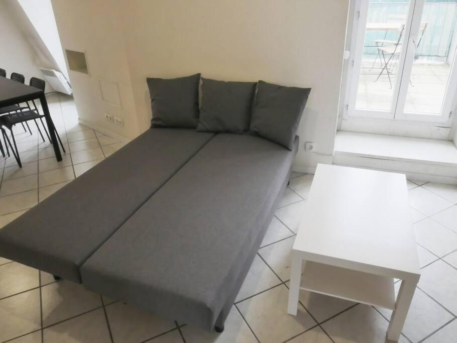 Drancy : 4 Pieces En Centre Ville + Parking Exterior photo