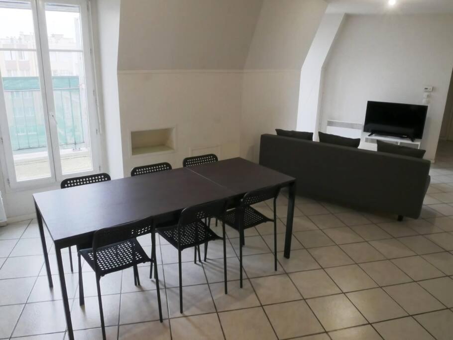 Drancy : 4 Pieces En Centre Ville + Parking Exterior photo